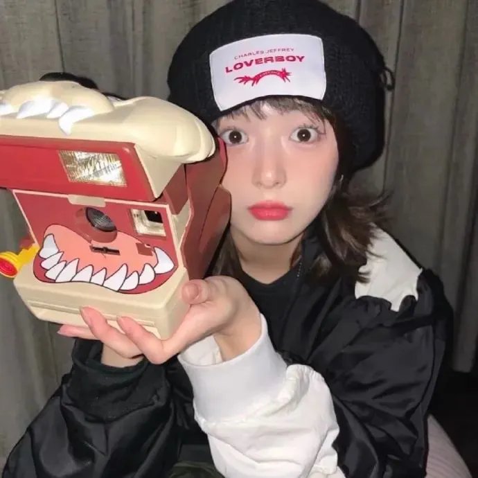 关于我的白月光她也喜欢我这件事